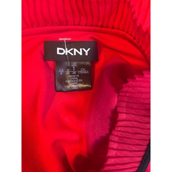 NWOT DKNY Red Chiffon Pleated Shift Dress Black Trim Bow Tie Front Size 6 - Picture 8 of 8